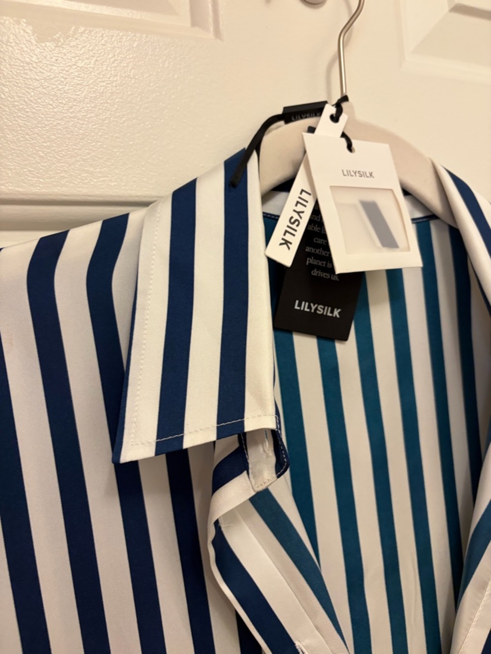 NWT LILYSILK  LILY SILK "AMALFI" STRIPE SILK SHIRT, SMALL - Picture 4 of 7